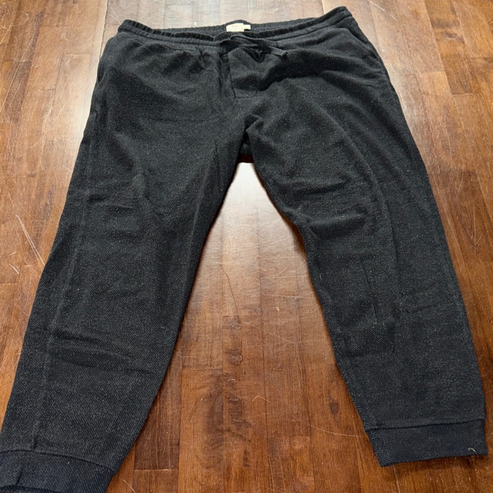 Faherty Black Legend Sweatpants for Men